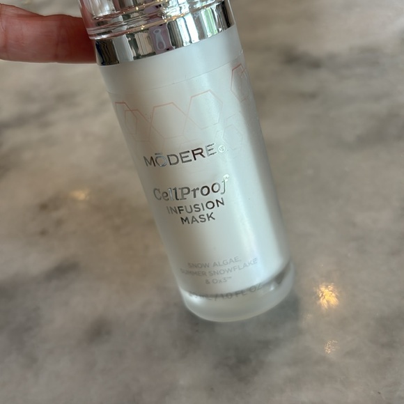Modere Cellproof Infusion Mask - Picture 2 of 3